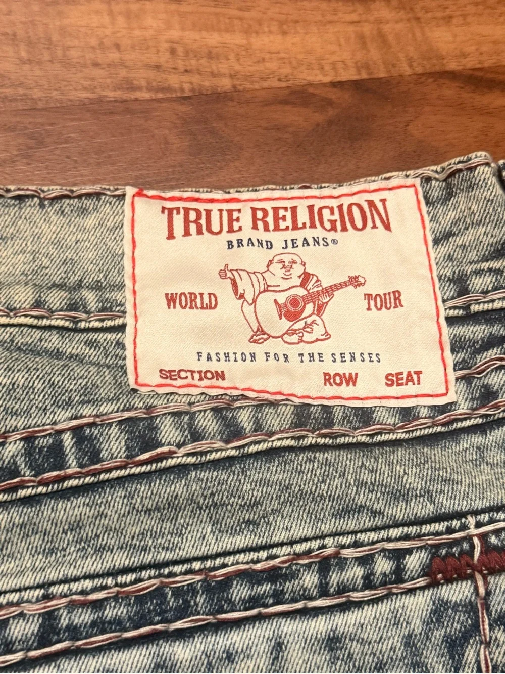 True Religion Ricky Super T Men's Size 40 Relaxed Straight Acid Wash Jeans